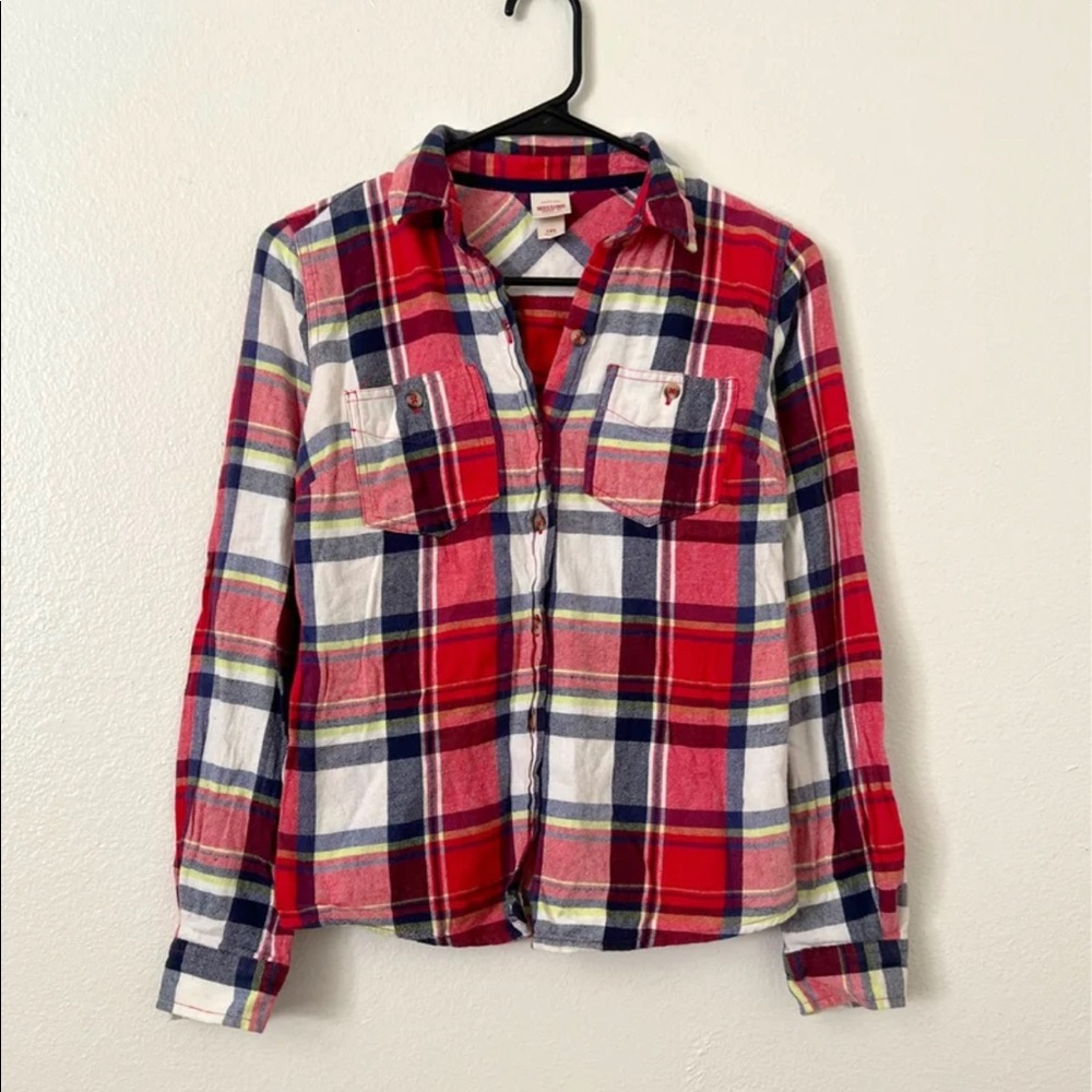 Red & White Collared Flannel